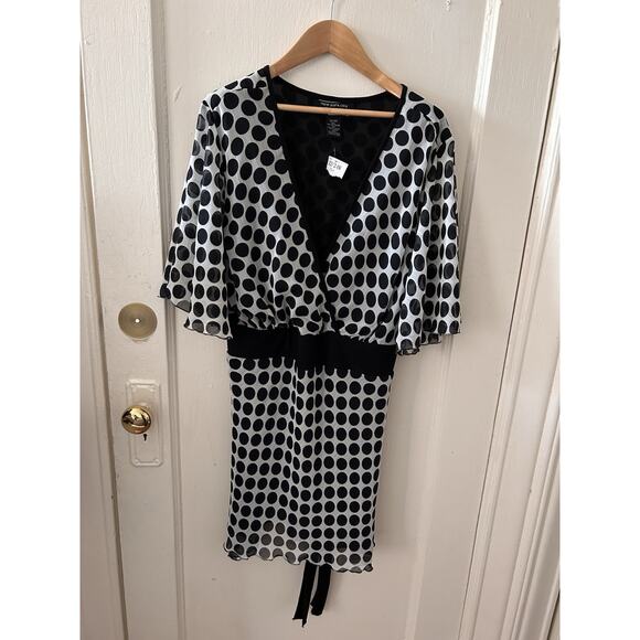 NWT New York City Design Company Polka Dot V Neck Tunic Blouse with Tie Back 22 - Picture 1 of 4